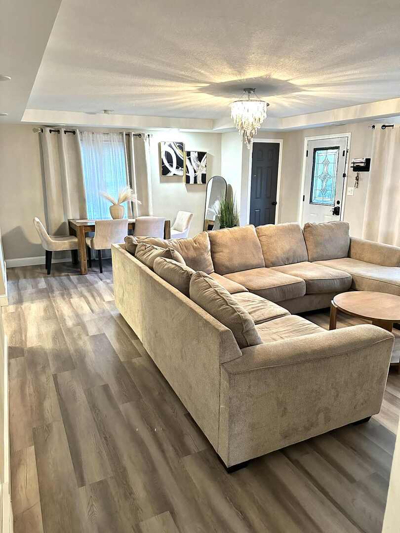 2407 Gideon Avenue, Zion, IL 60099