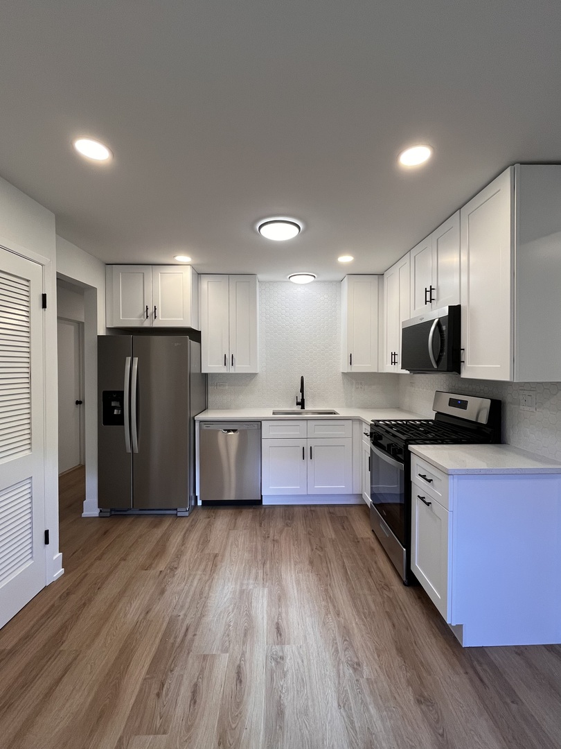 5220 State Road, Burbank, IL 60459