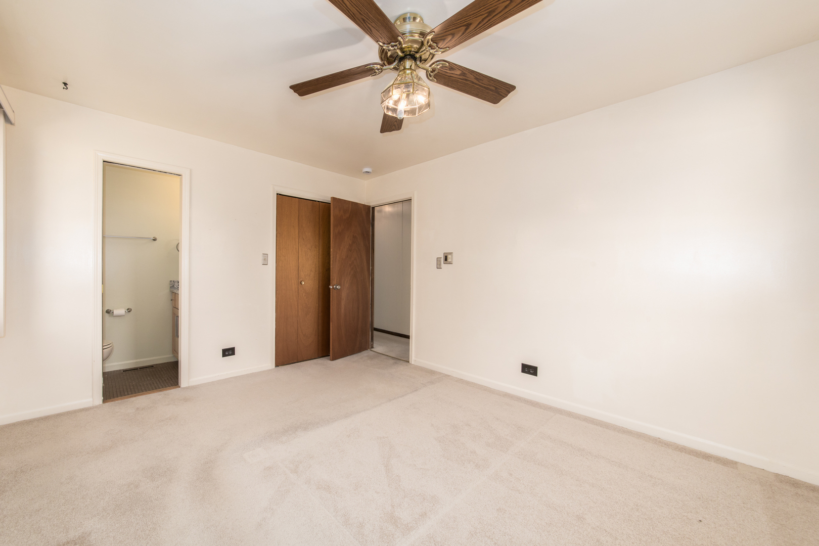 721 S Oak Street, West Chicago, IL 60185