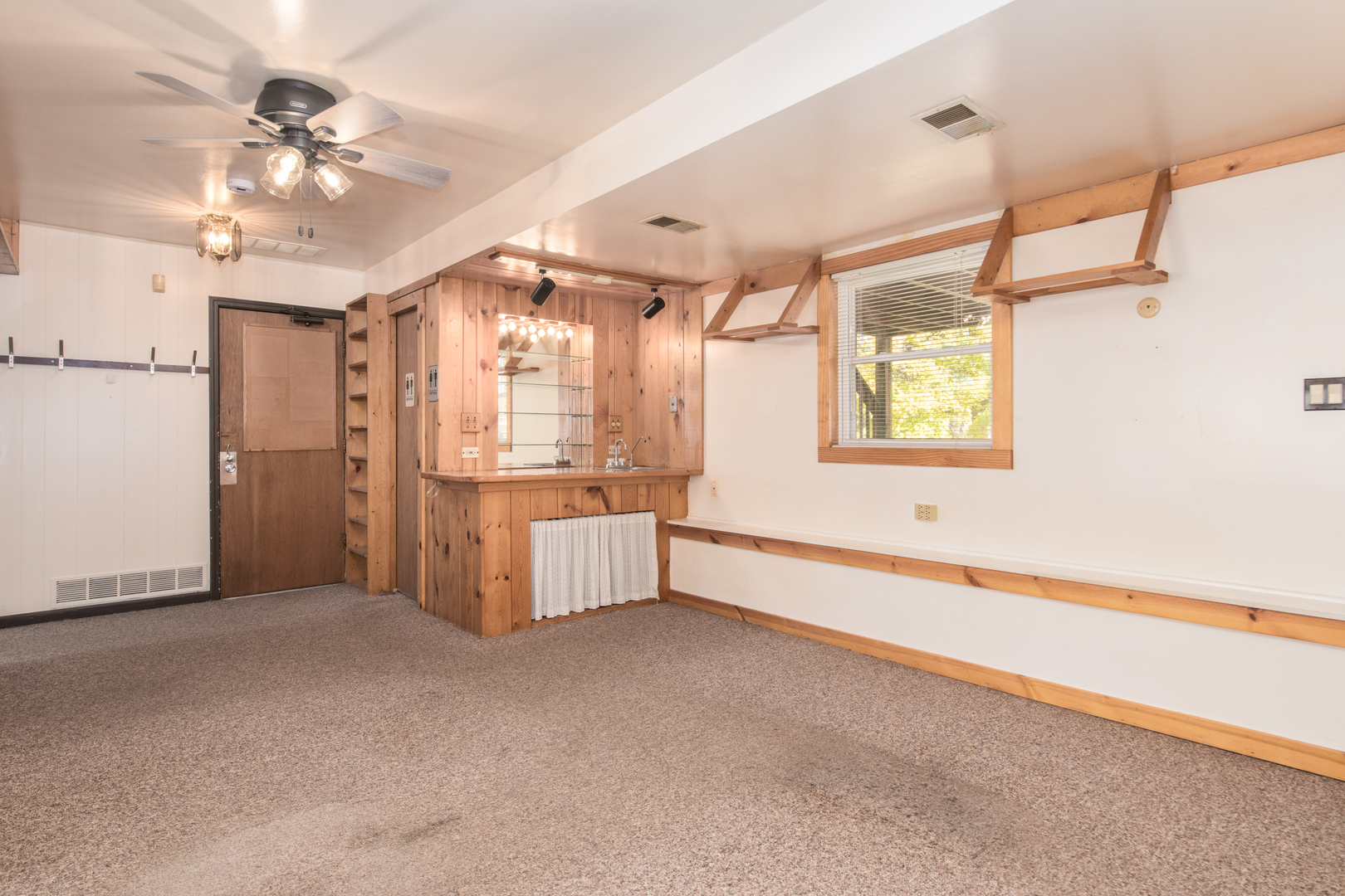 721 S Oak Street, West Chicago, IL 60185