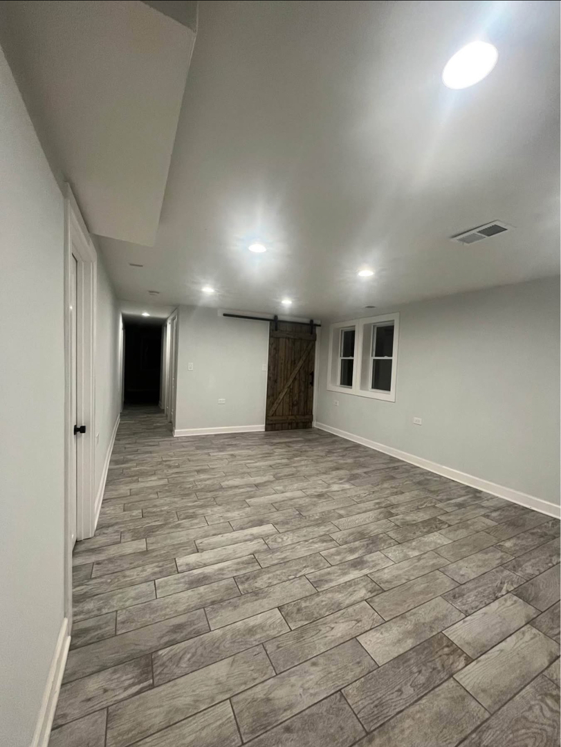 5212 S Lorel Avenue, Chicago, IL 60638