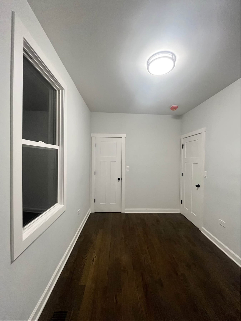 5212 S Lorel Avenue, Chicago, IL 60638