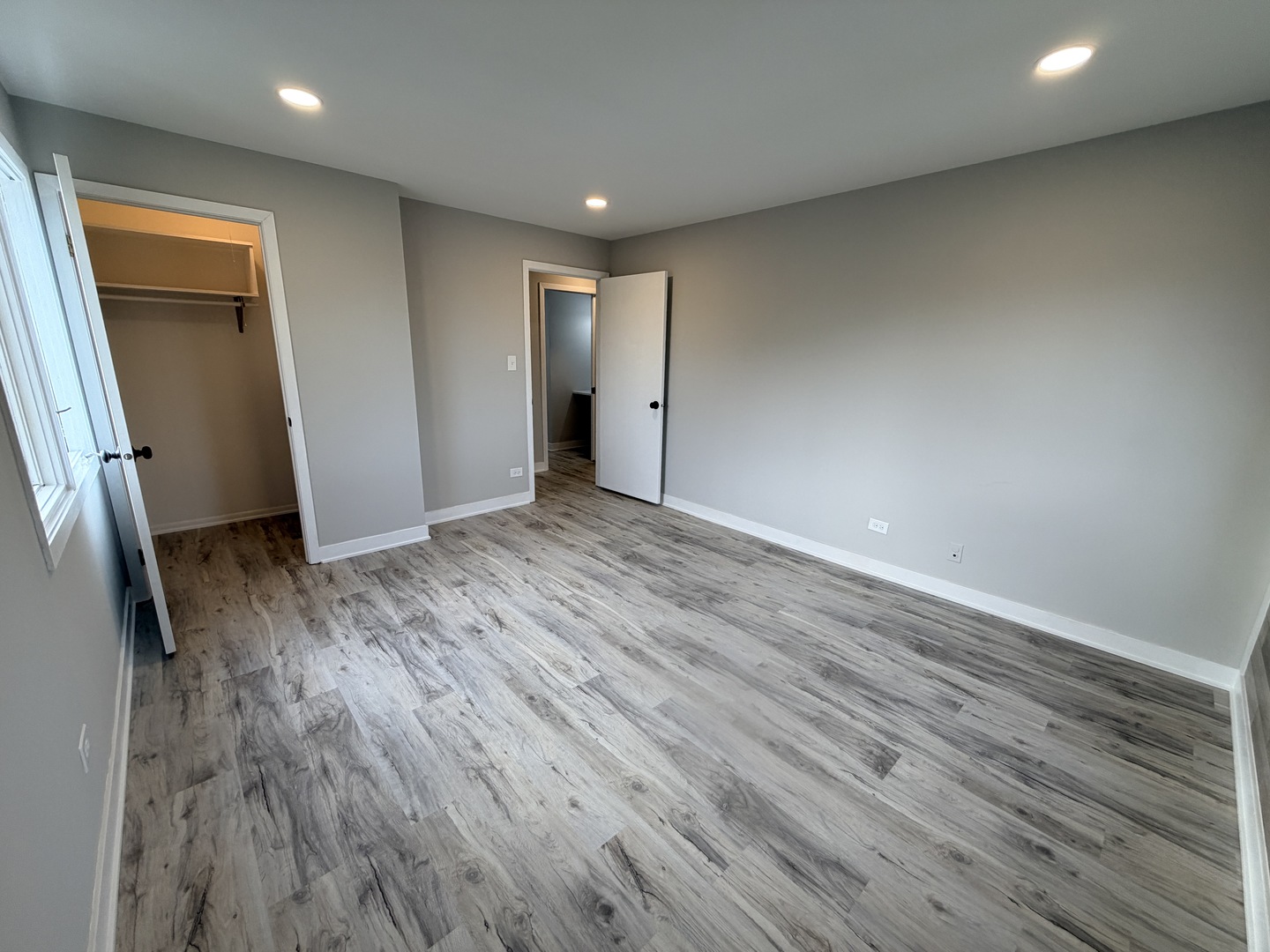 1460 Stonebridge Circle #G9, Wheaton, IL 60189