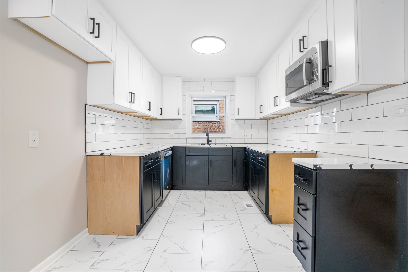 14223 University Avenue, Dolton, IL 60419