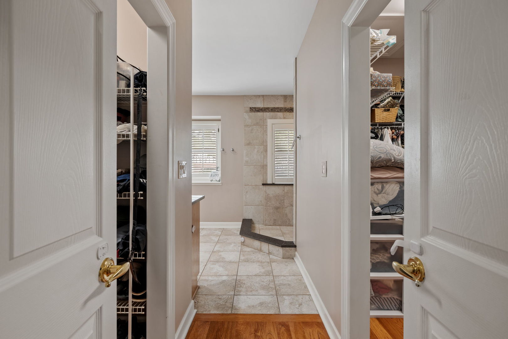 55 Chesterfield Court, Burr Ridge, IL 60522