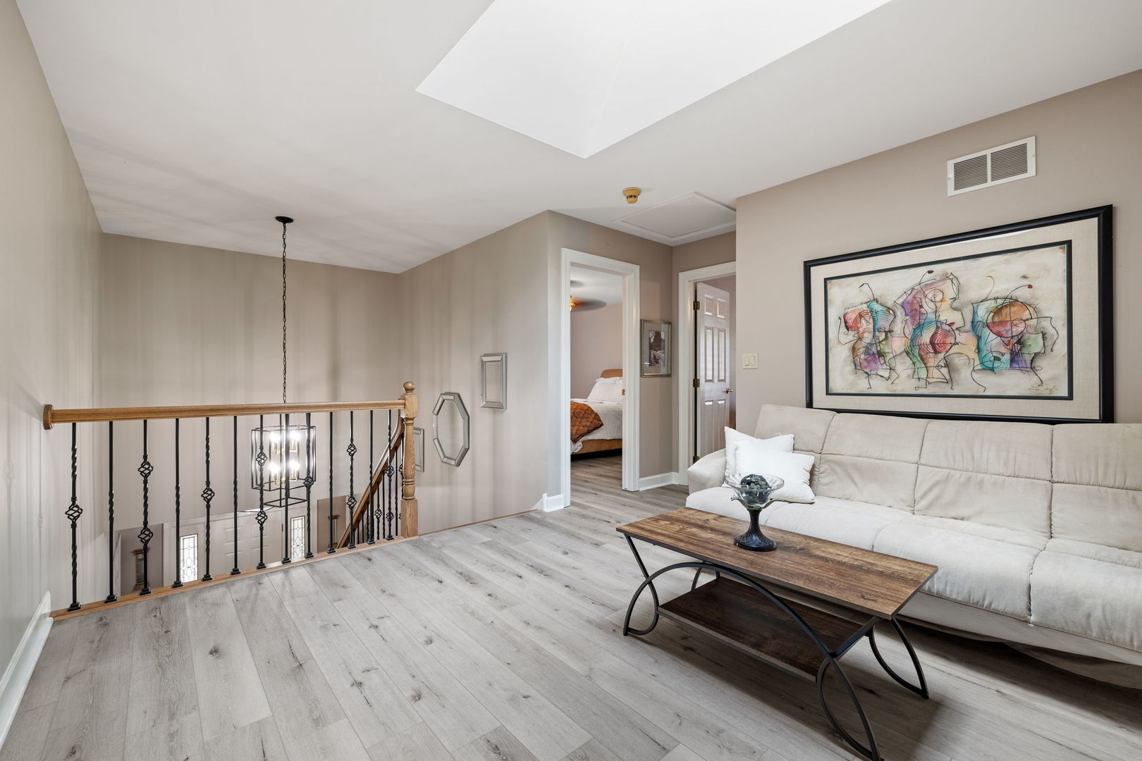 55 Chesterfield Court, Burr Ridge, IL 60522