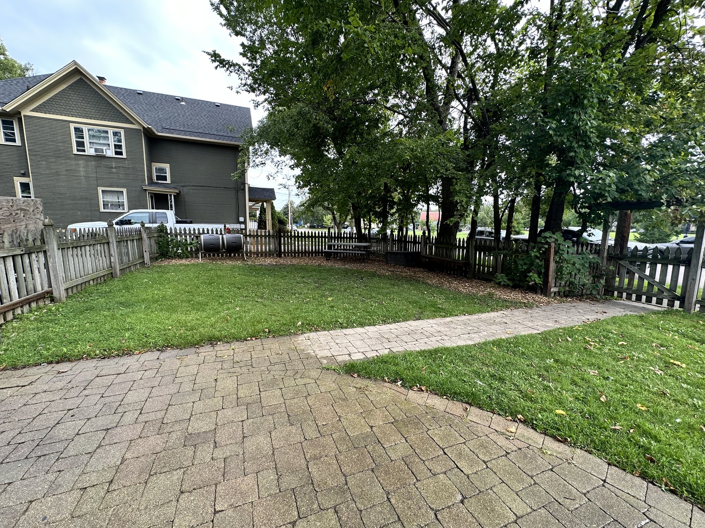 103 N View Street #C, Aurora, IL 60506