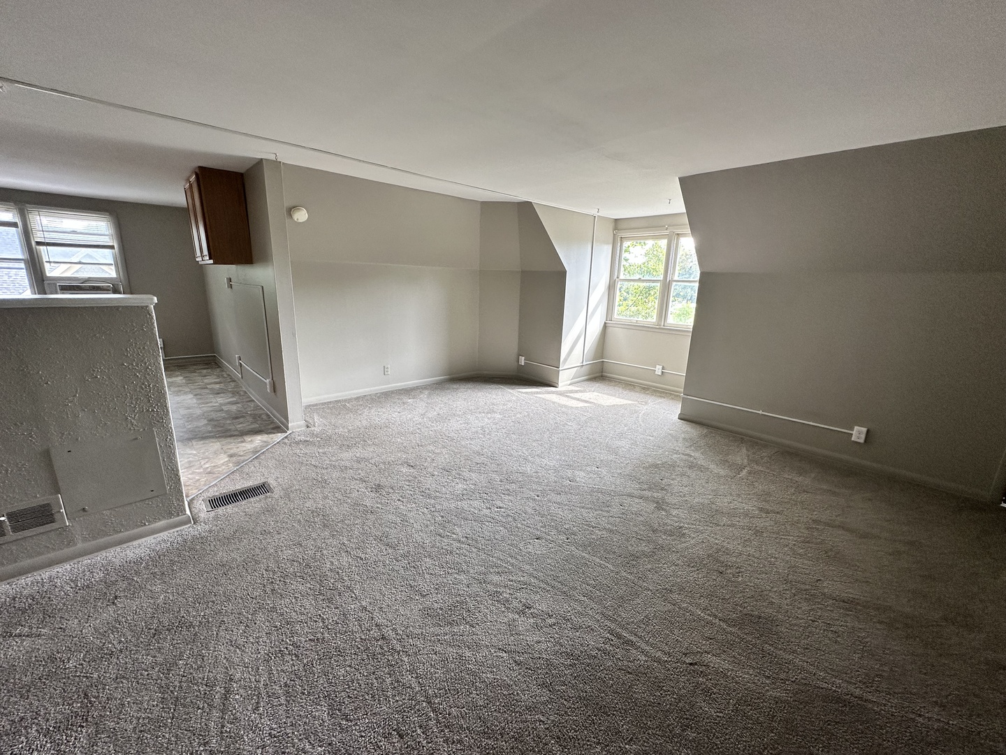 103 N View Street #C, Aurora, IL 60506