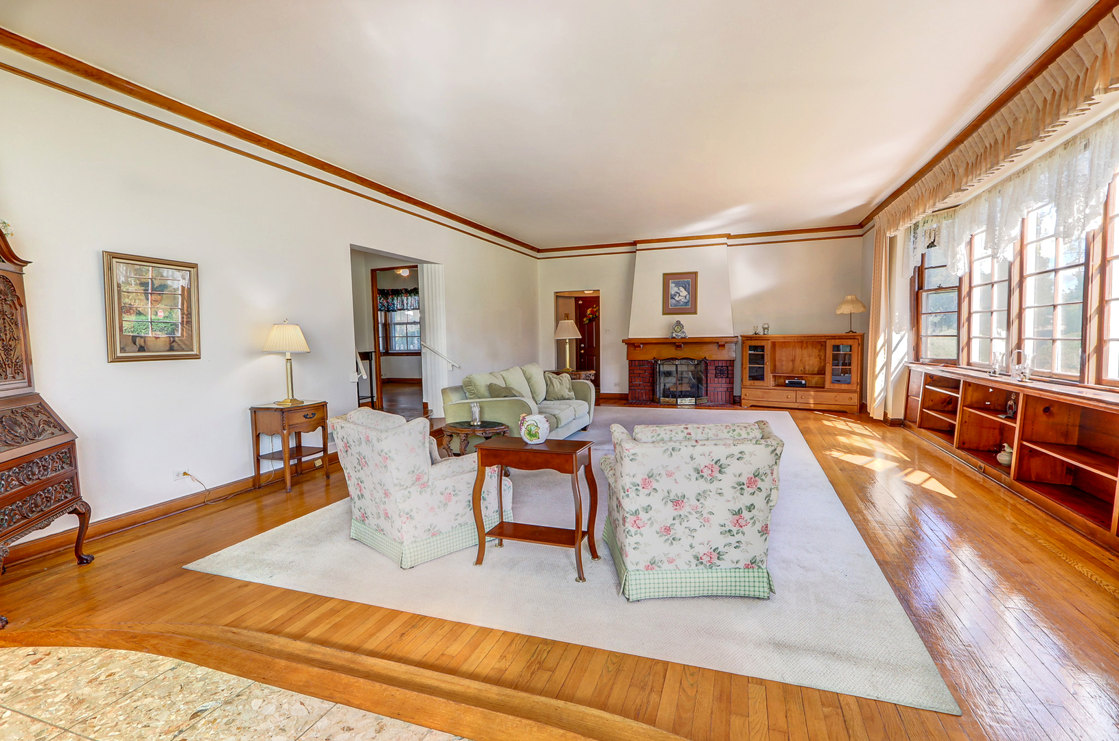 1606 Edgewood Avenue, Chicago Heights, IL 60411