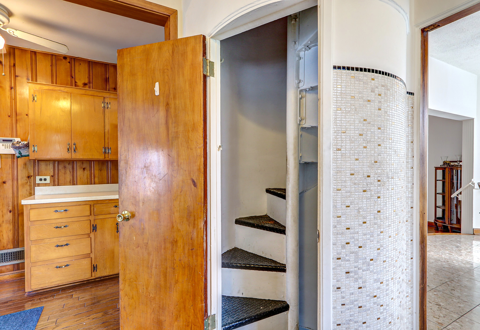 1606 Edgewood Avenue, Chicago Heights, IL 60411