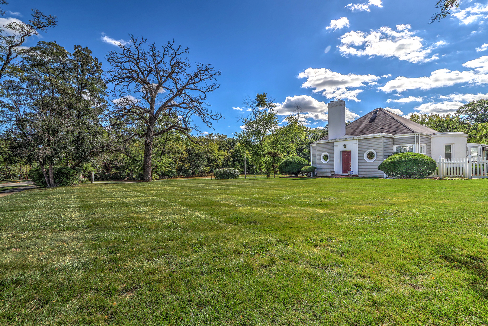 1606 Edgewood Avenue, Chicago Heights, IL 60411