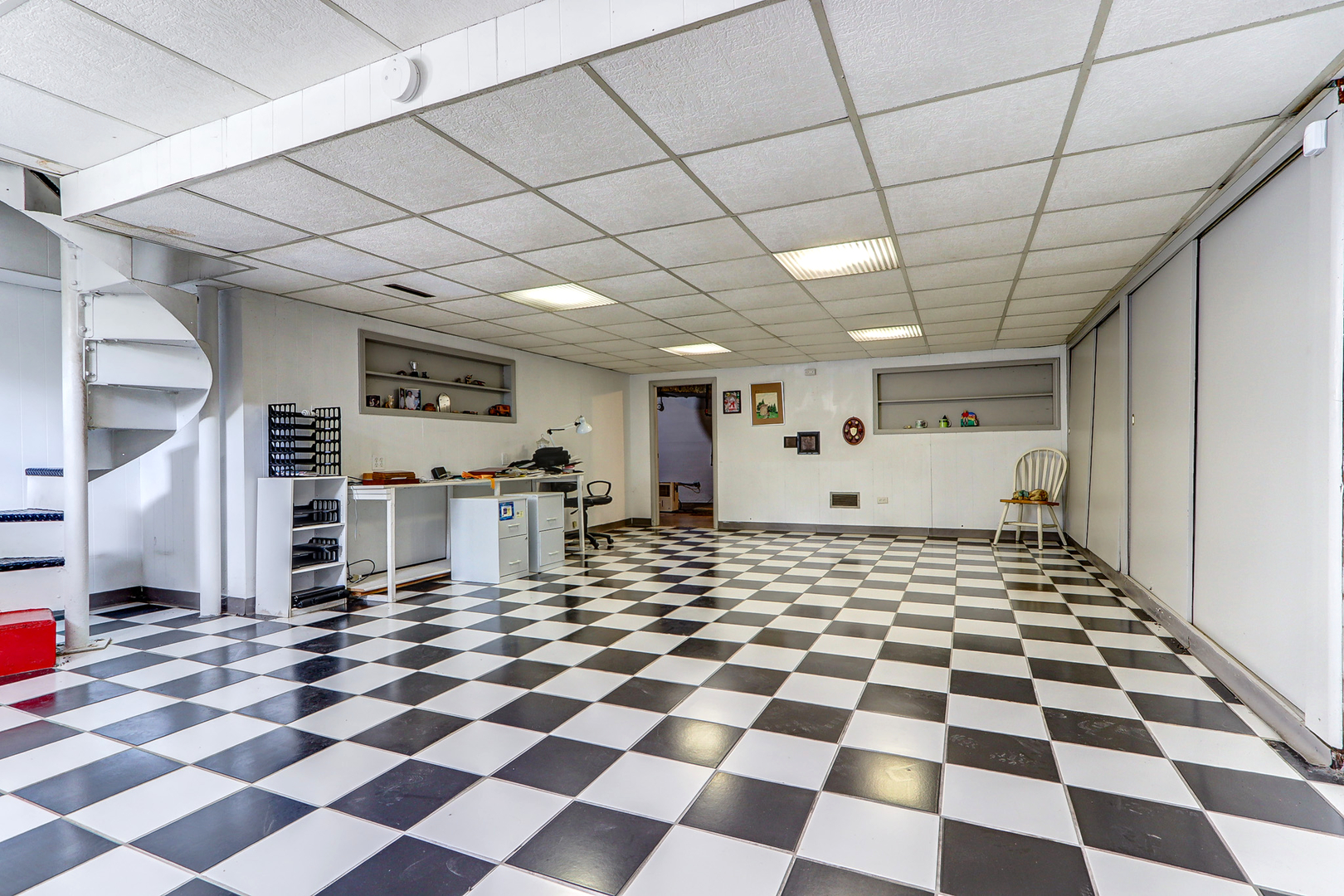 1606 Edgewood Avenue, Chicago Heights, IL 60411