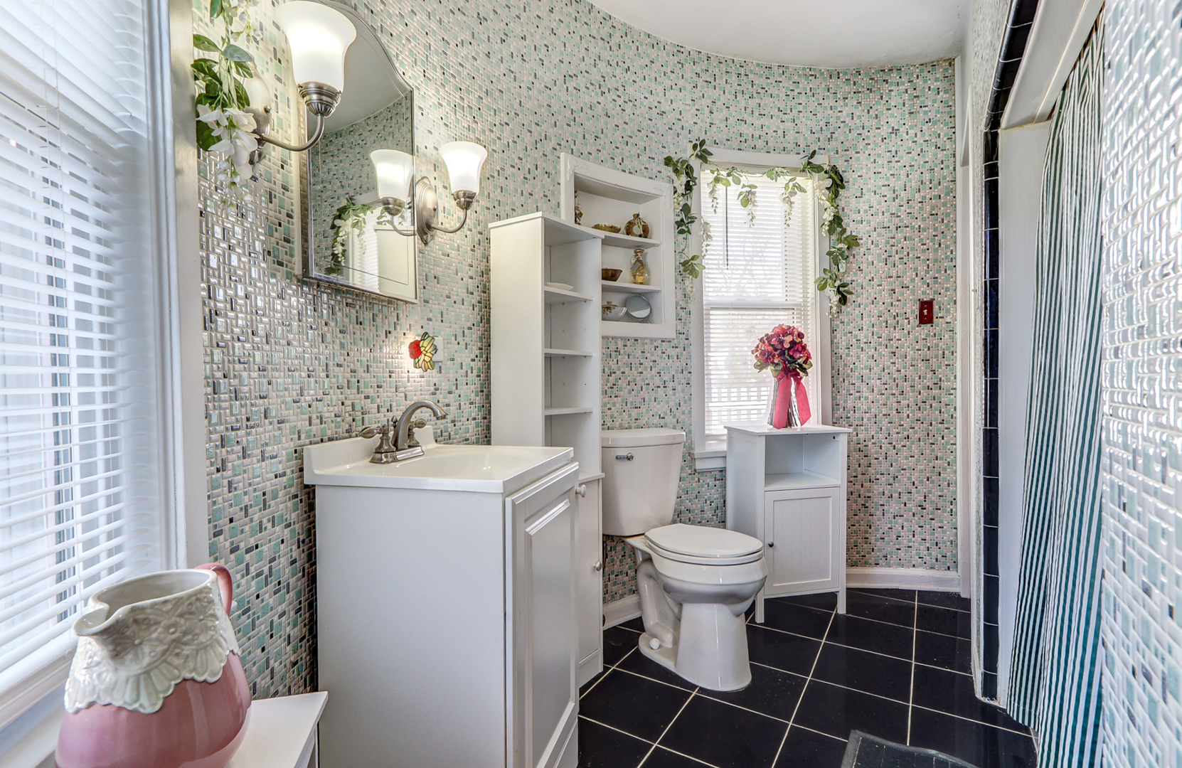 1606 Edgewood Avenue, Chicago Heights, IL 60411