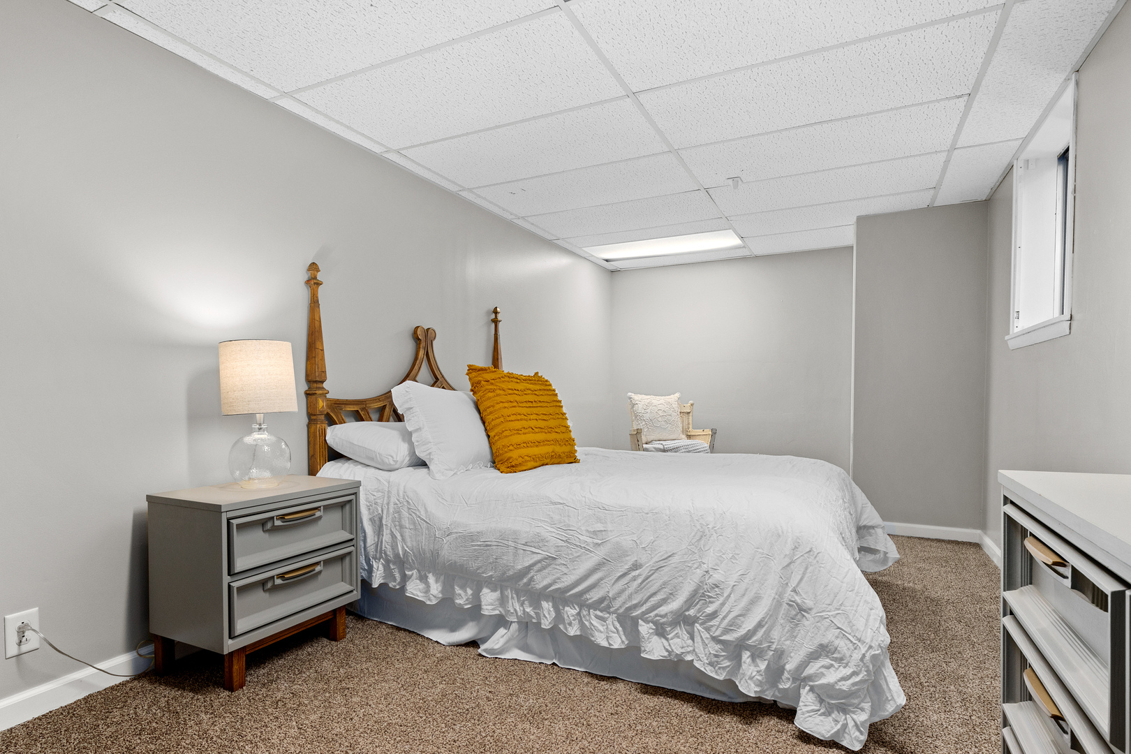 6616 N Greenmont Road, Peoria, IL 61614