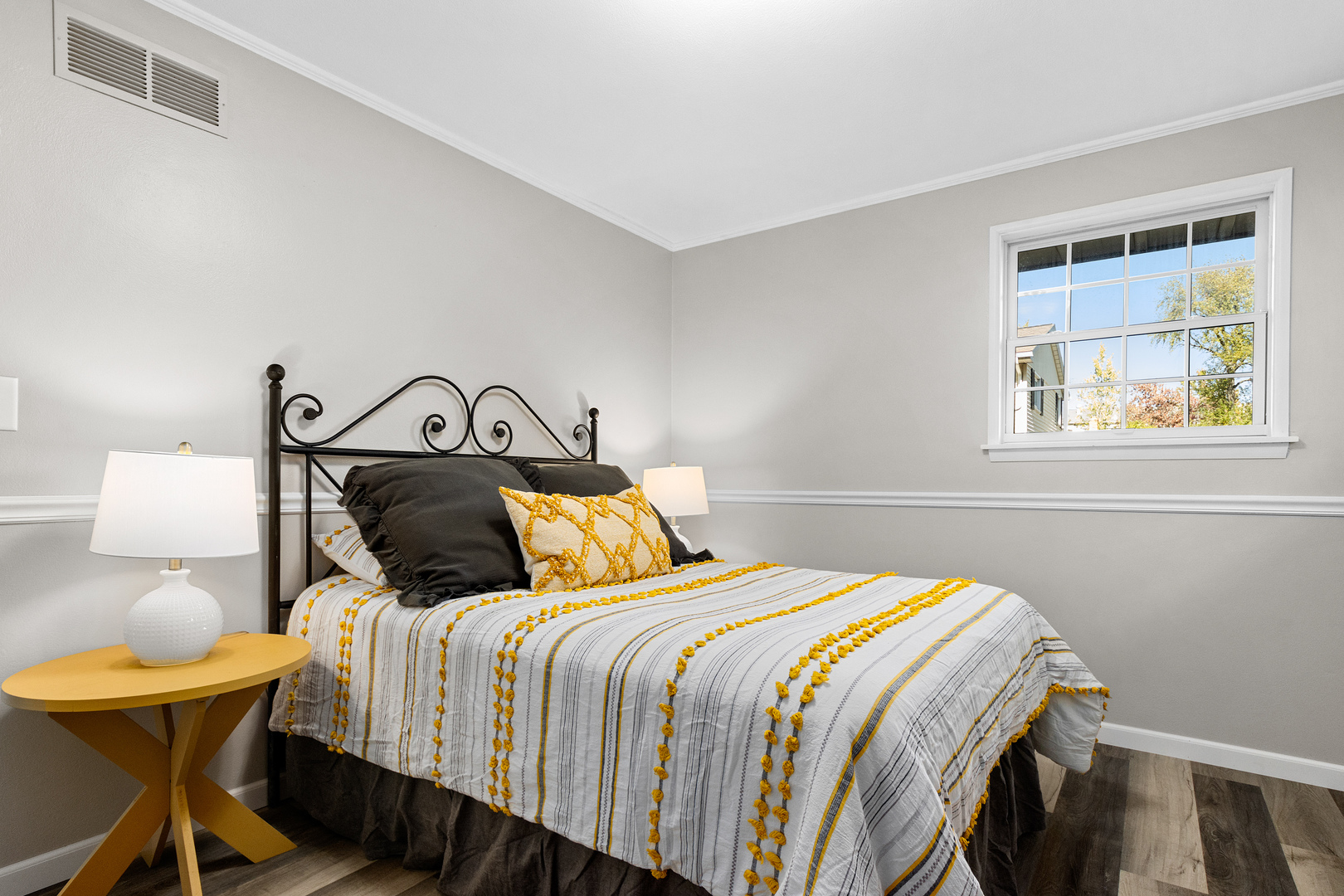 6616 N Greenmont Road, Peoria, IL 61614