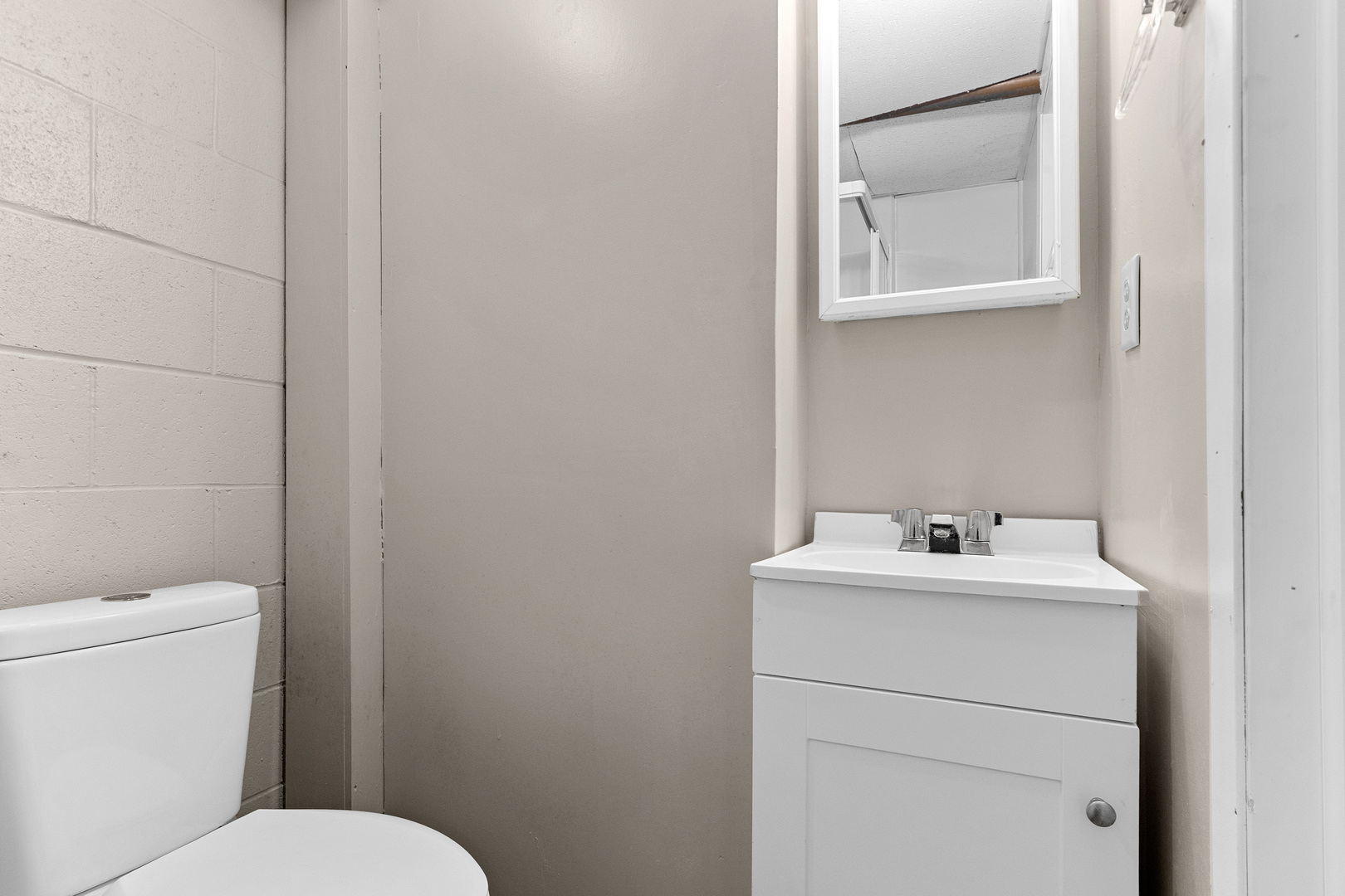 6616 N Greenmont Road, Peoria, IL 61614