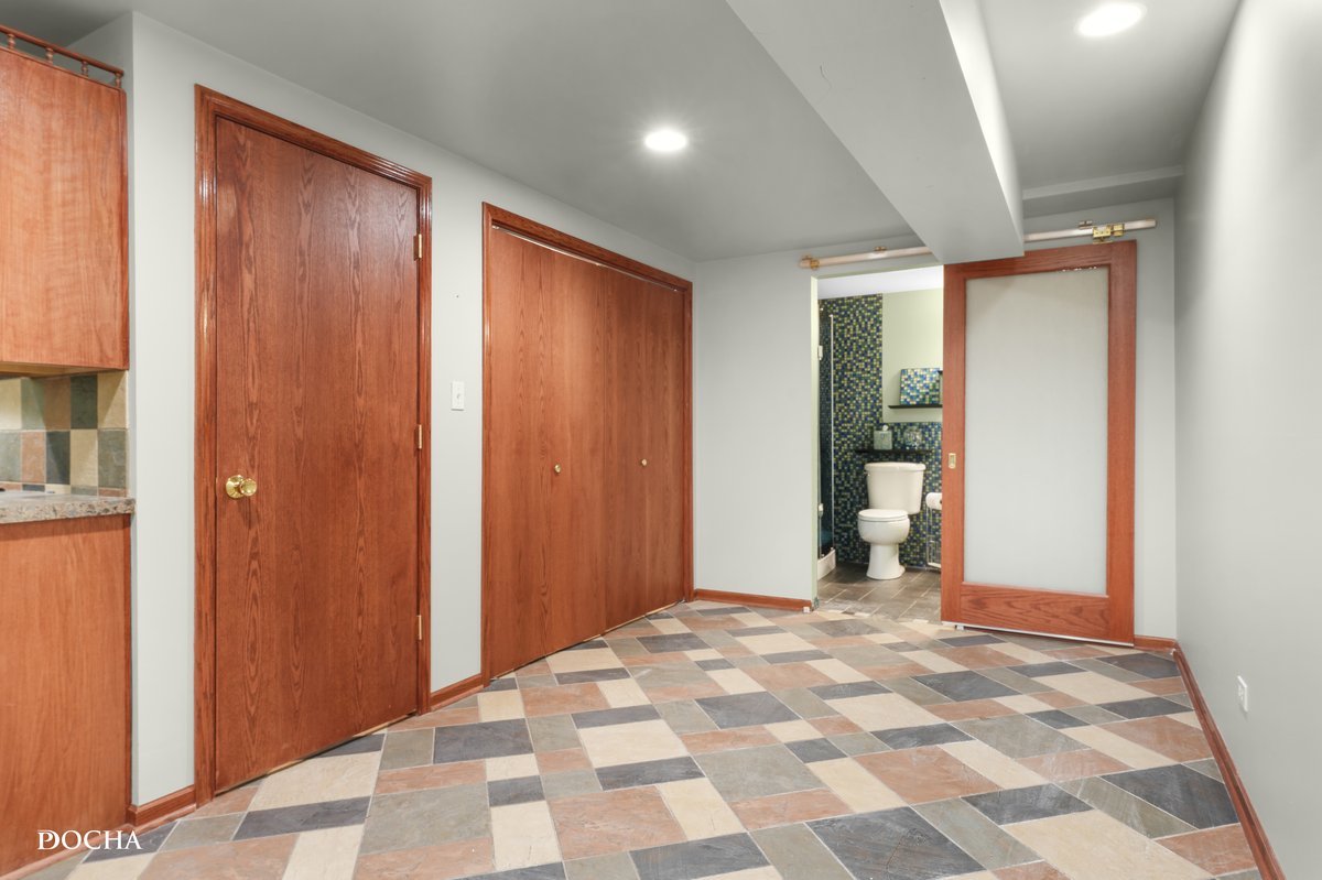 17618 Dunn Road, Tinley Park, IL 60487