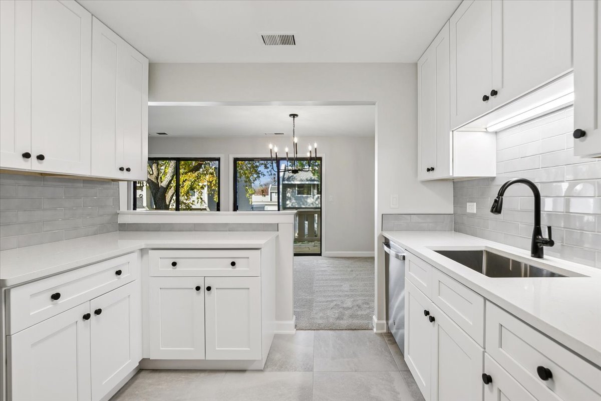 5136 Cheshire Road #5136, Gurnee, IL 60031