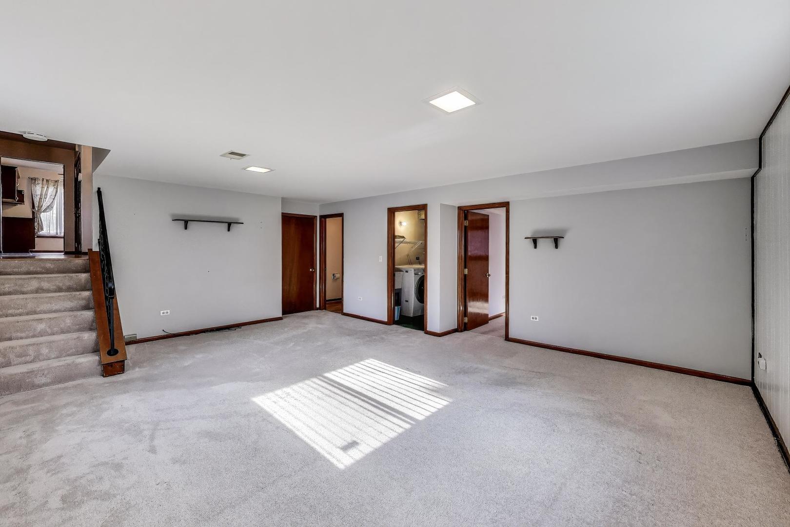 2616 N Prindle Avenue, Arlington Heights, IL 60004