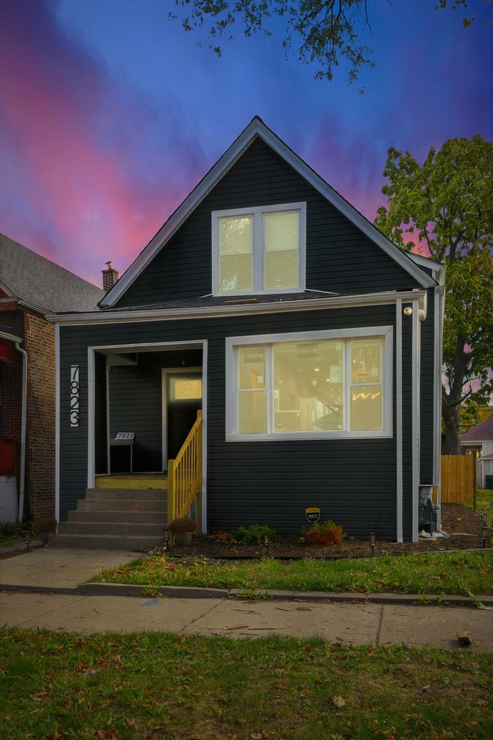 7823 S May Street, Chicago, IL 60620