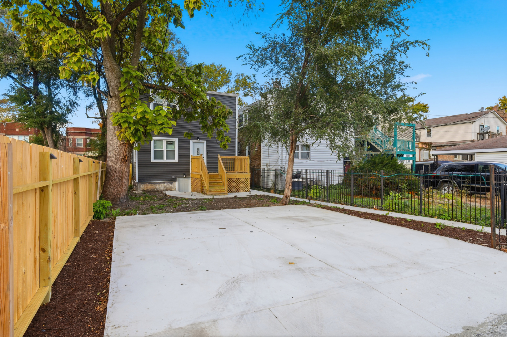 7823 S May Street, Chicago, IL 60620