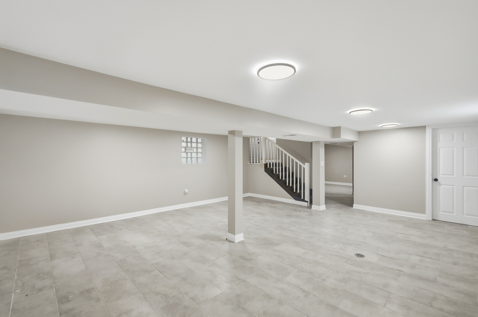 7823 S May Street, Chicago, IL 60620