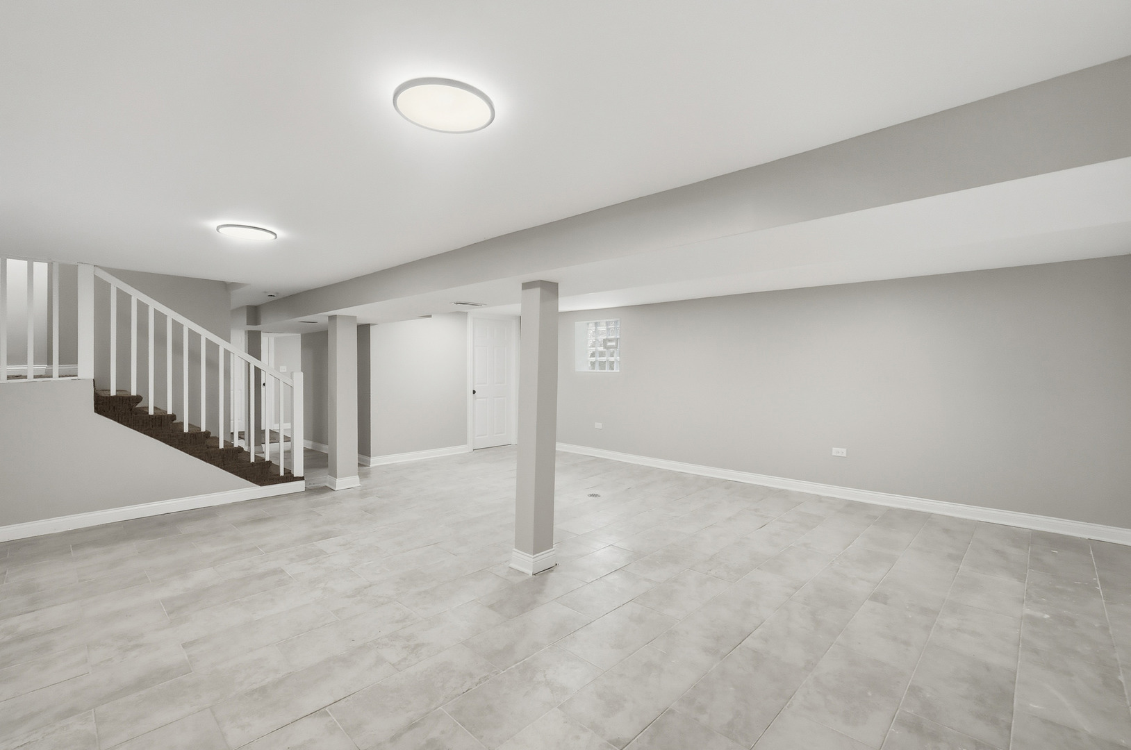 7823 S May Street, Chicago, IL 60620