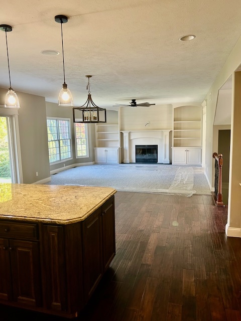 2810 Stevenson Drive, Bloomington, IL 61704