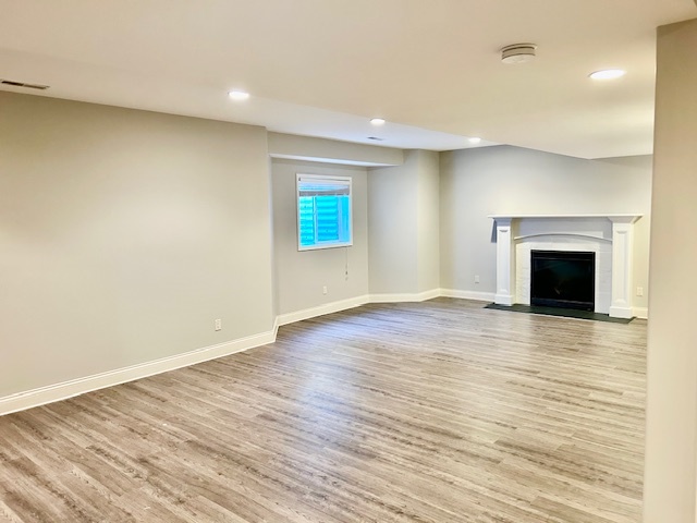 2810 Stevenson Drive, Bloomington, IL 61704