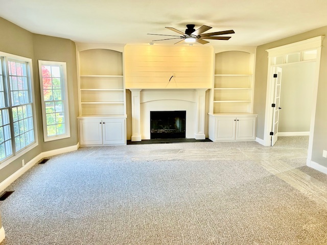 2810 Stevenson Drive, Bloomington, IL 61704