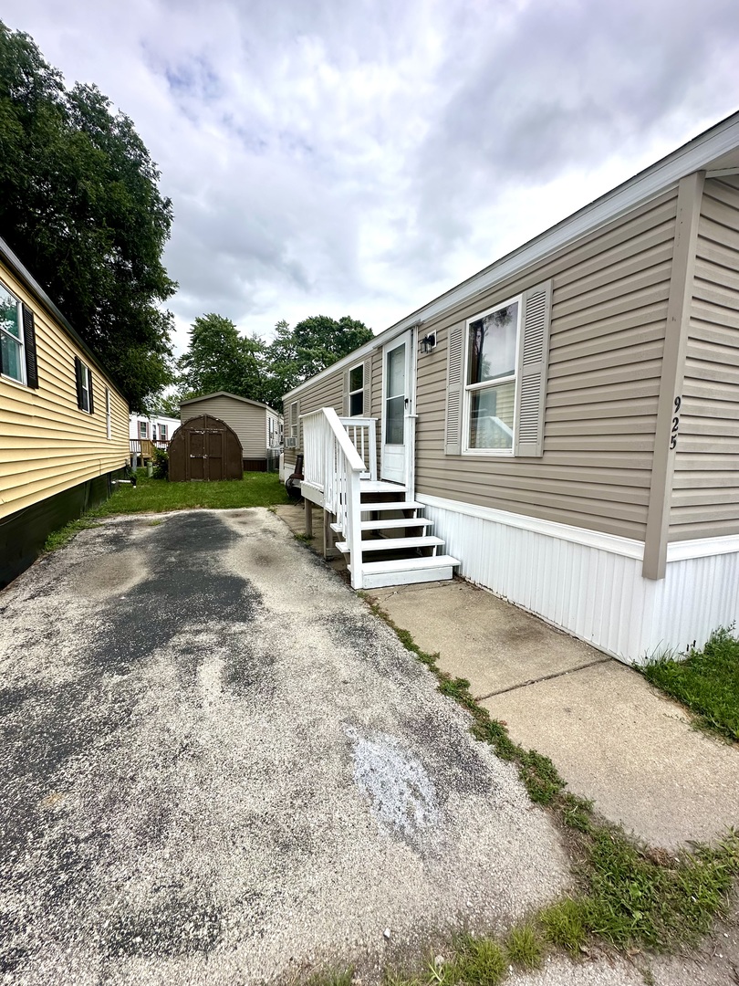 8800 S Harlem Avenue #925, Bridgeview, IL 60455