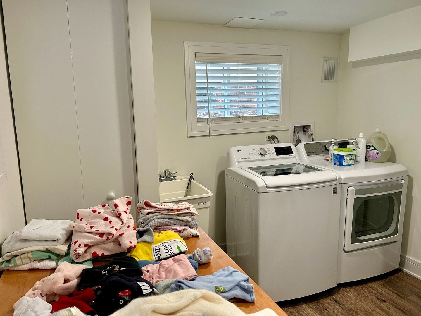 68 Lawton Road, Riverside, IL 60546