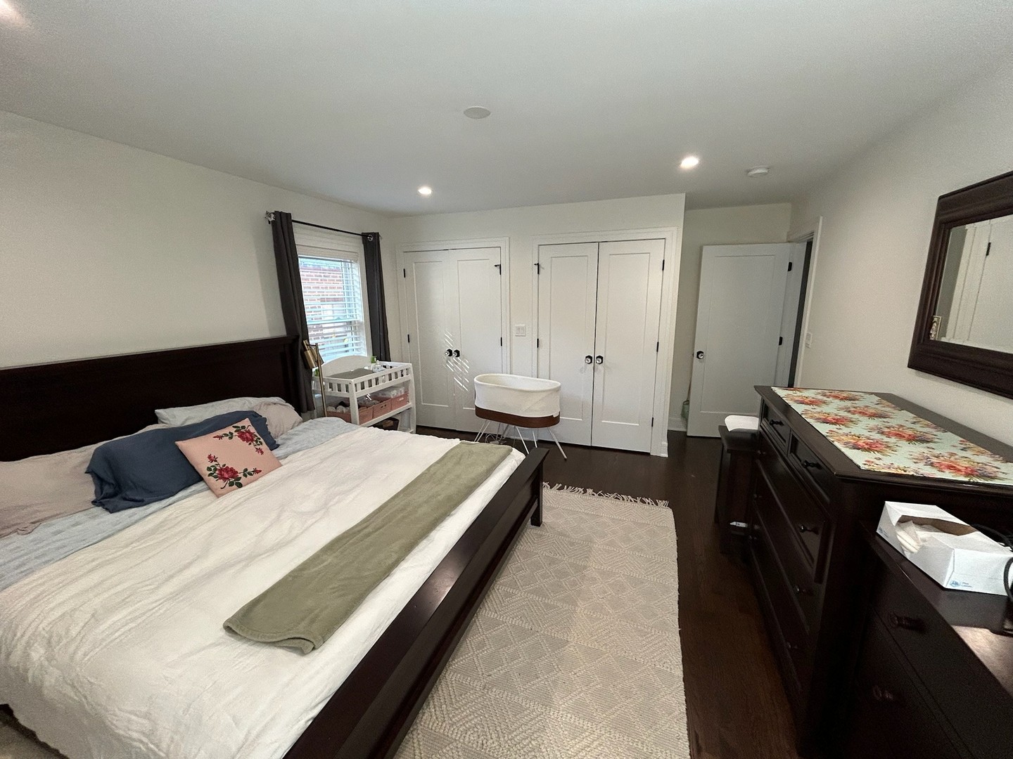 68 Lawton Road, Riverside, IL 60546