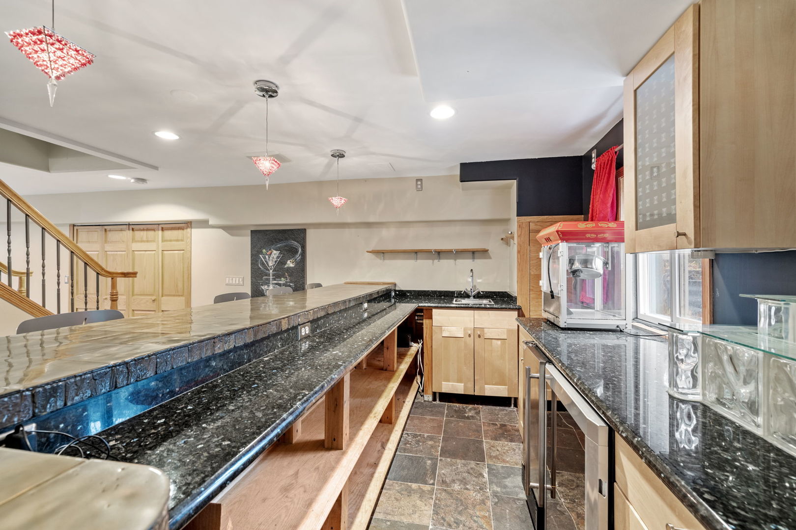 707 Crestview Drive, Bolingbrook, IL 60440