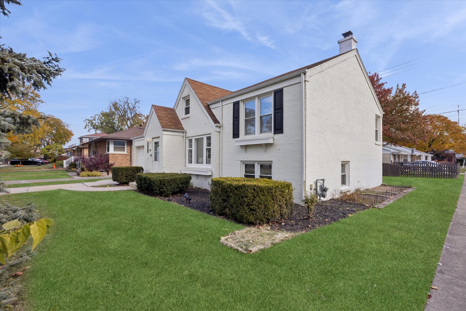 601 Homestead Road, La Grange Park, IL 60526