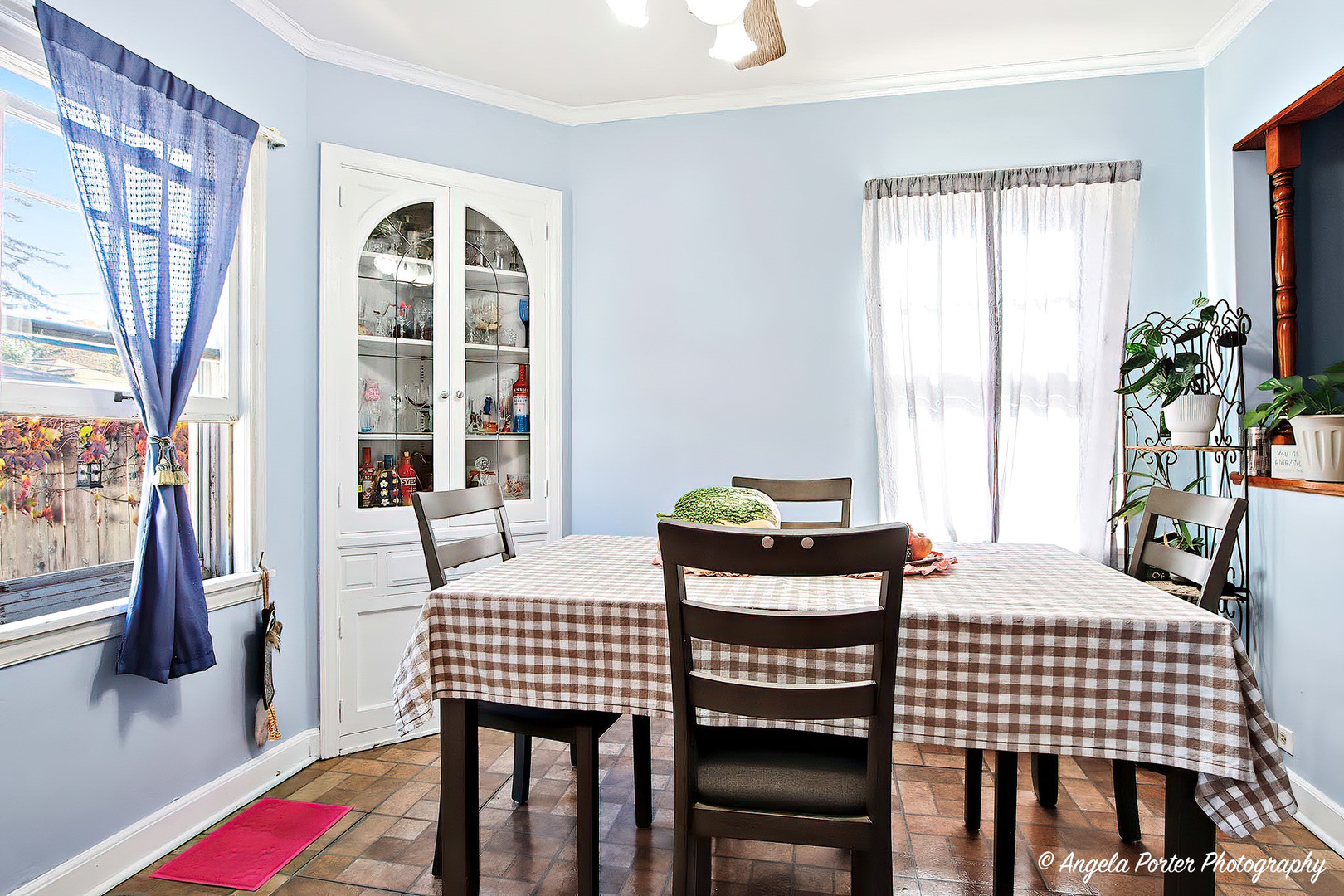 1613-1615 North Avenue, Waukegan, IL 60085