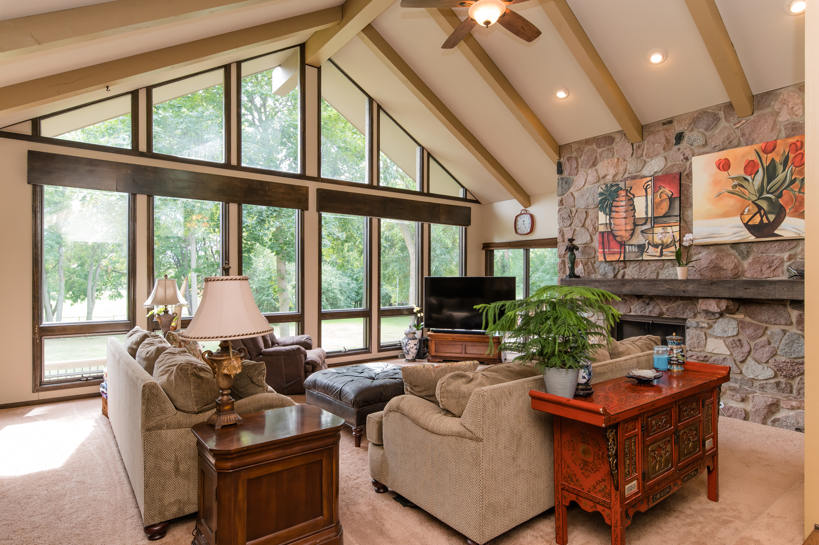 11N060 Johnstown Road, Elgin, IL 60124