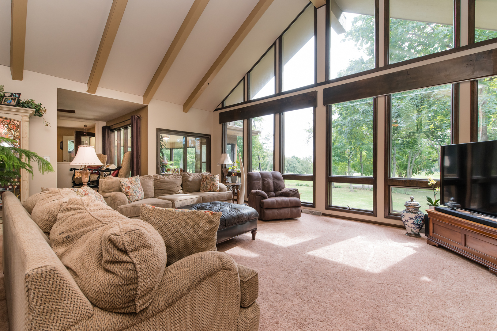 11N060 Johnstown Road, Elgin, IL 60124