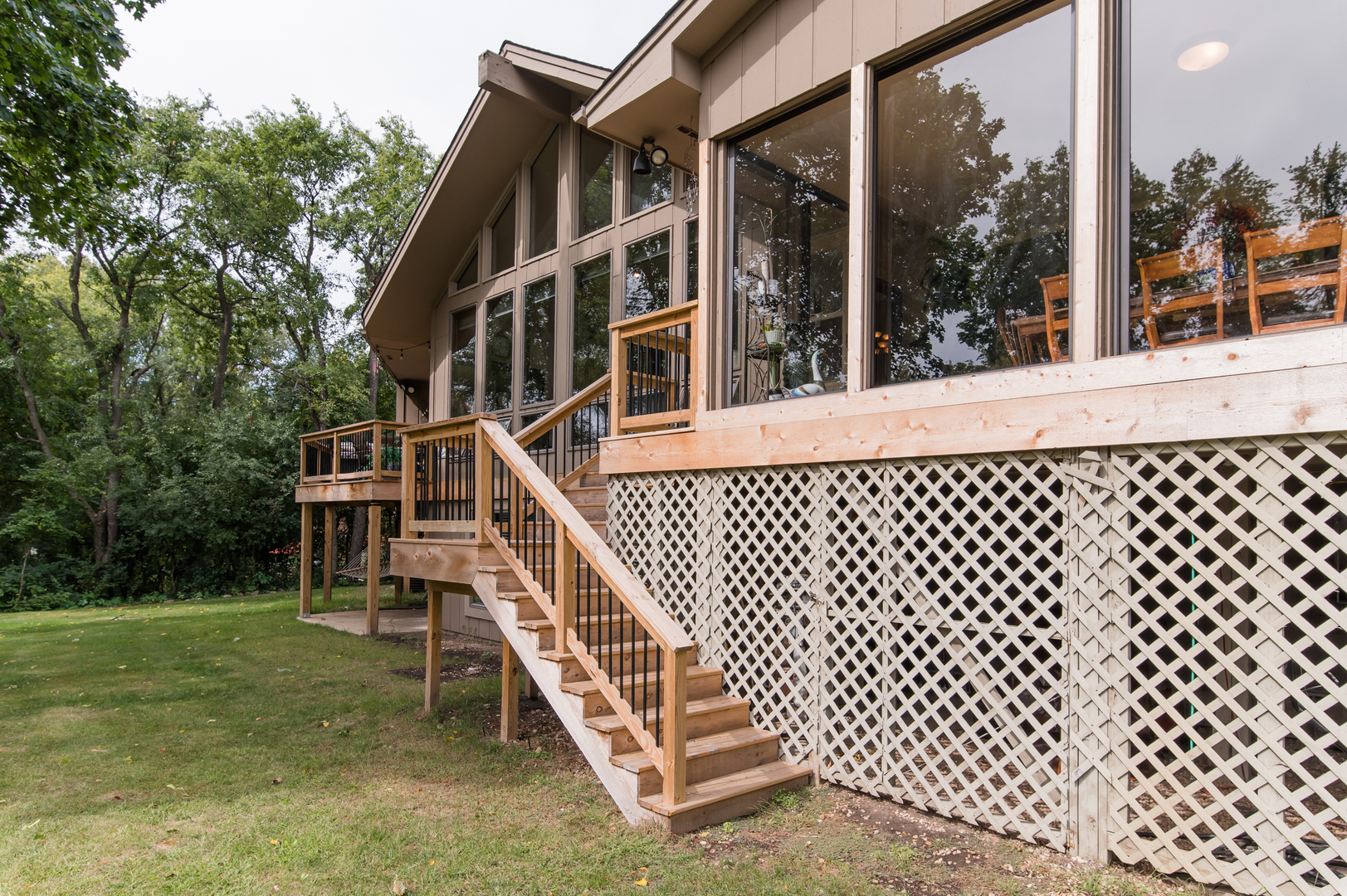 11N060 Johnstown Road, Elgin, IL 60124