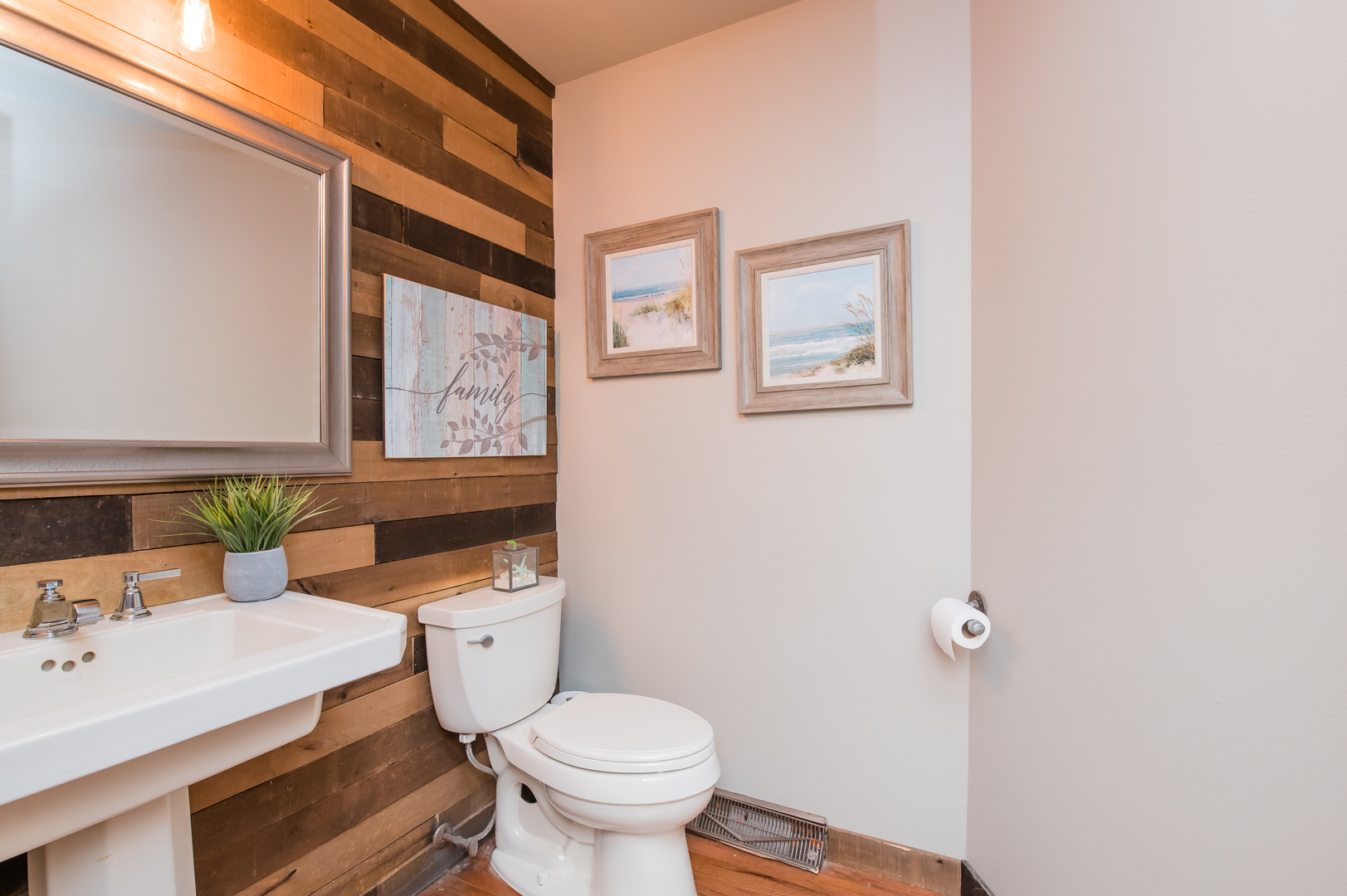 11N060 Johnstown Road, Elgin, IL 60124