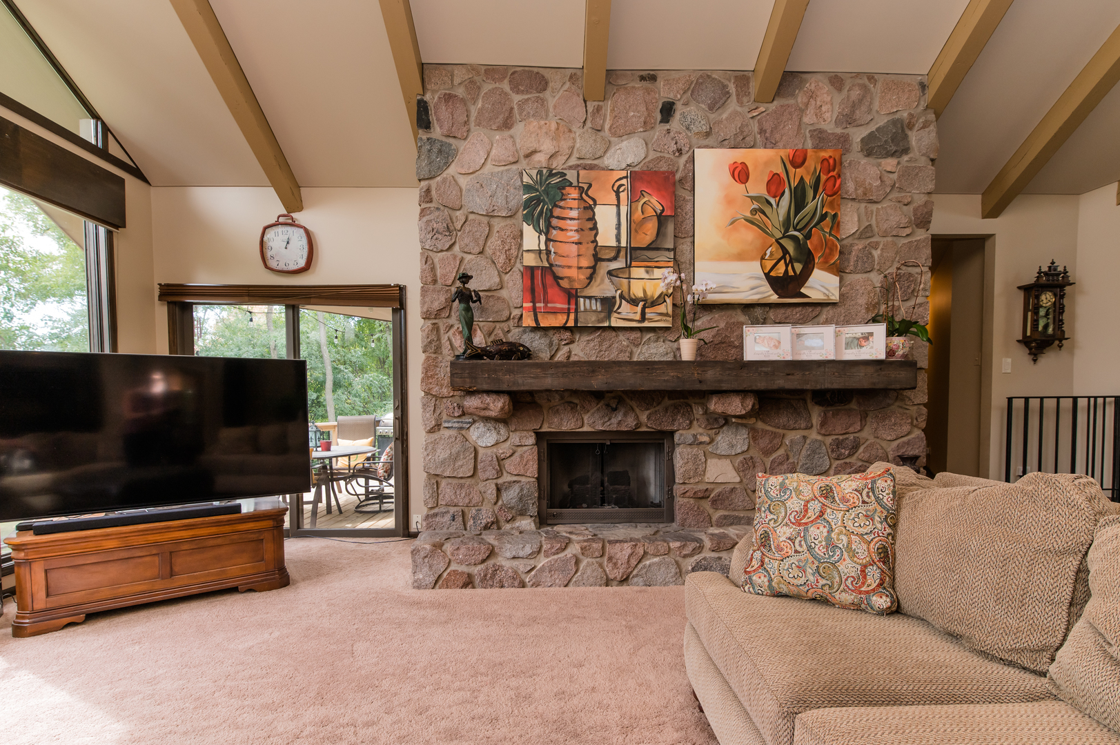 11N060 Johnstown Road, Elgin, IL 60124