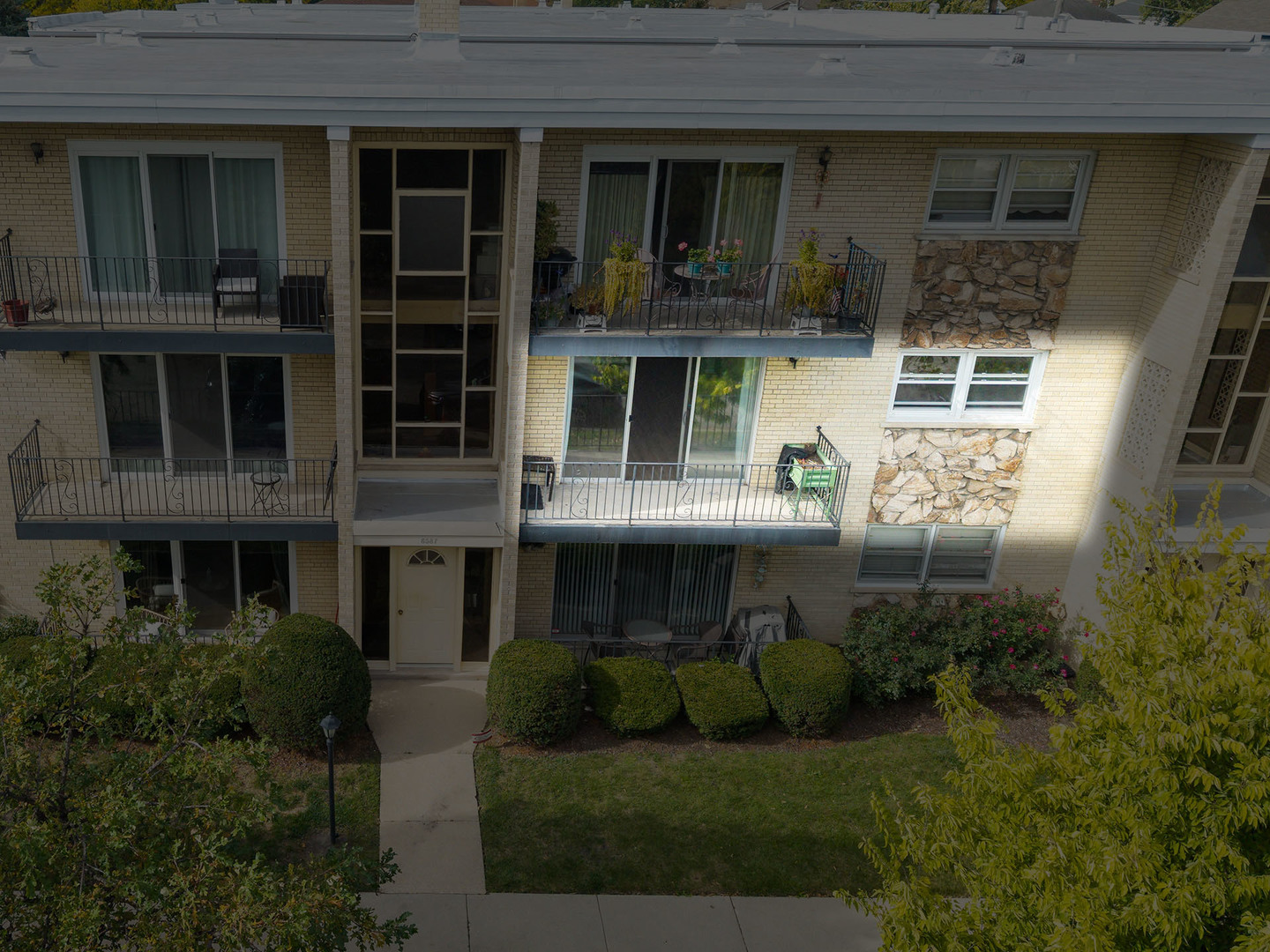 6587 N Northwest Highway #1A, Chicago, IL 60631