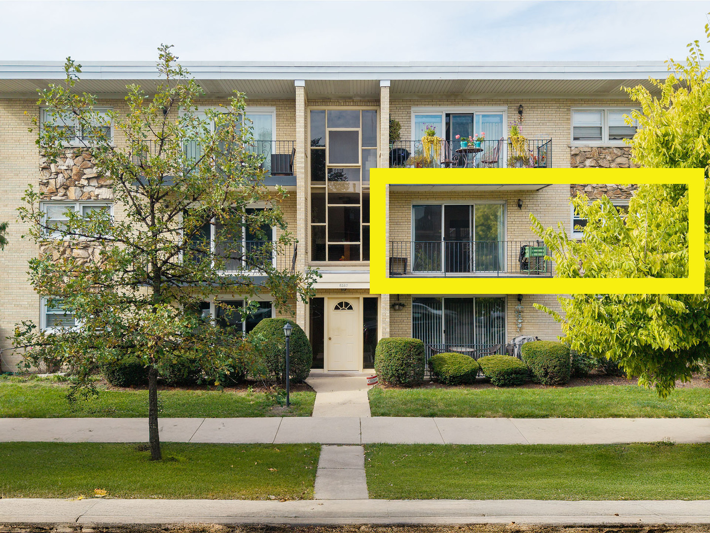 6587 N Northwest Highway #1A, Chicago, IL 60631