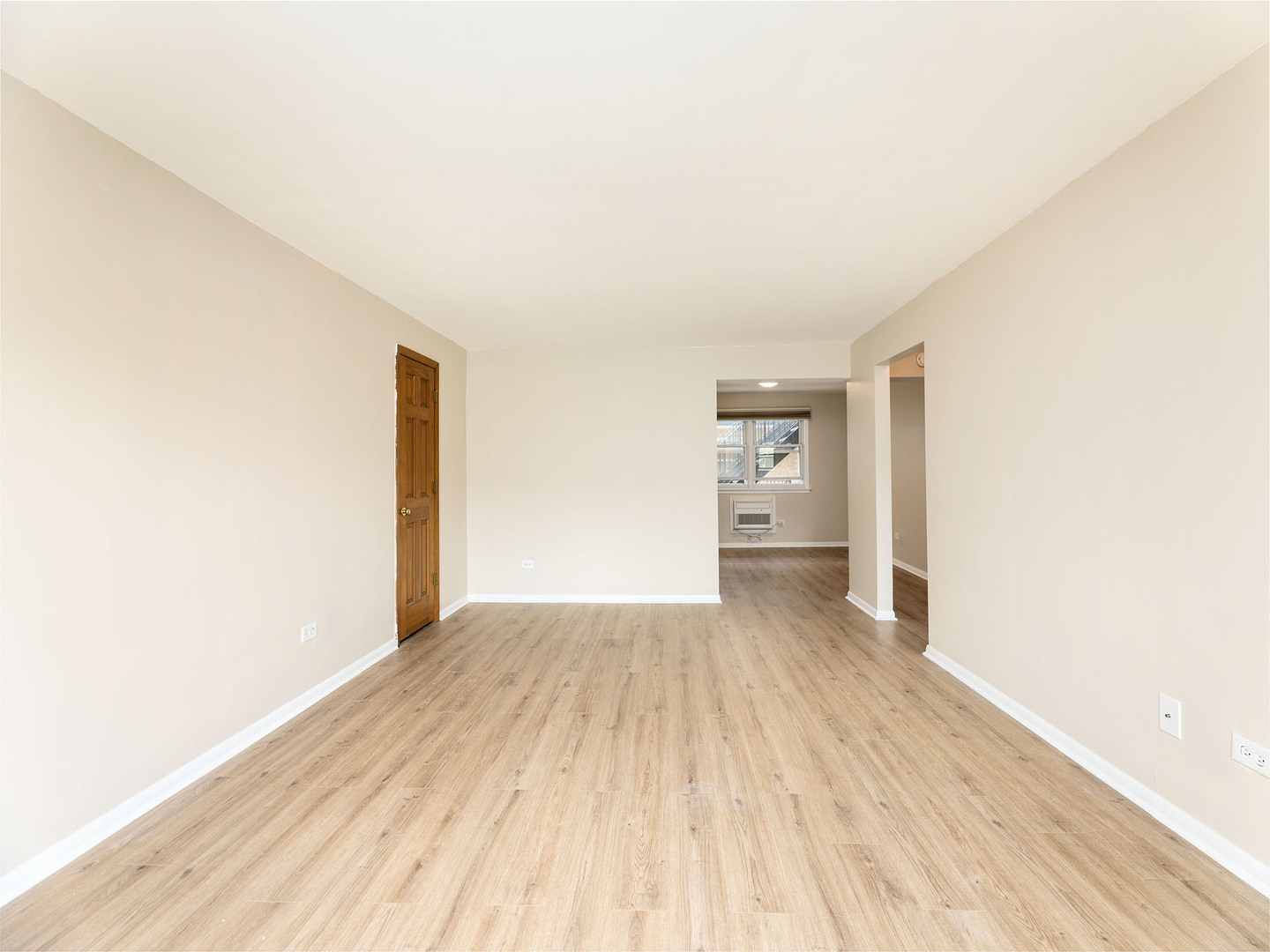 6587 N Northwest Highway #1A, Chicago, IL 60631