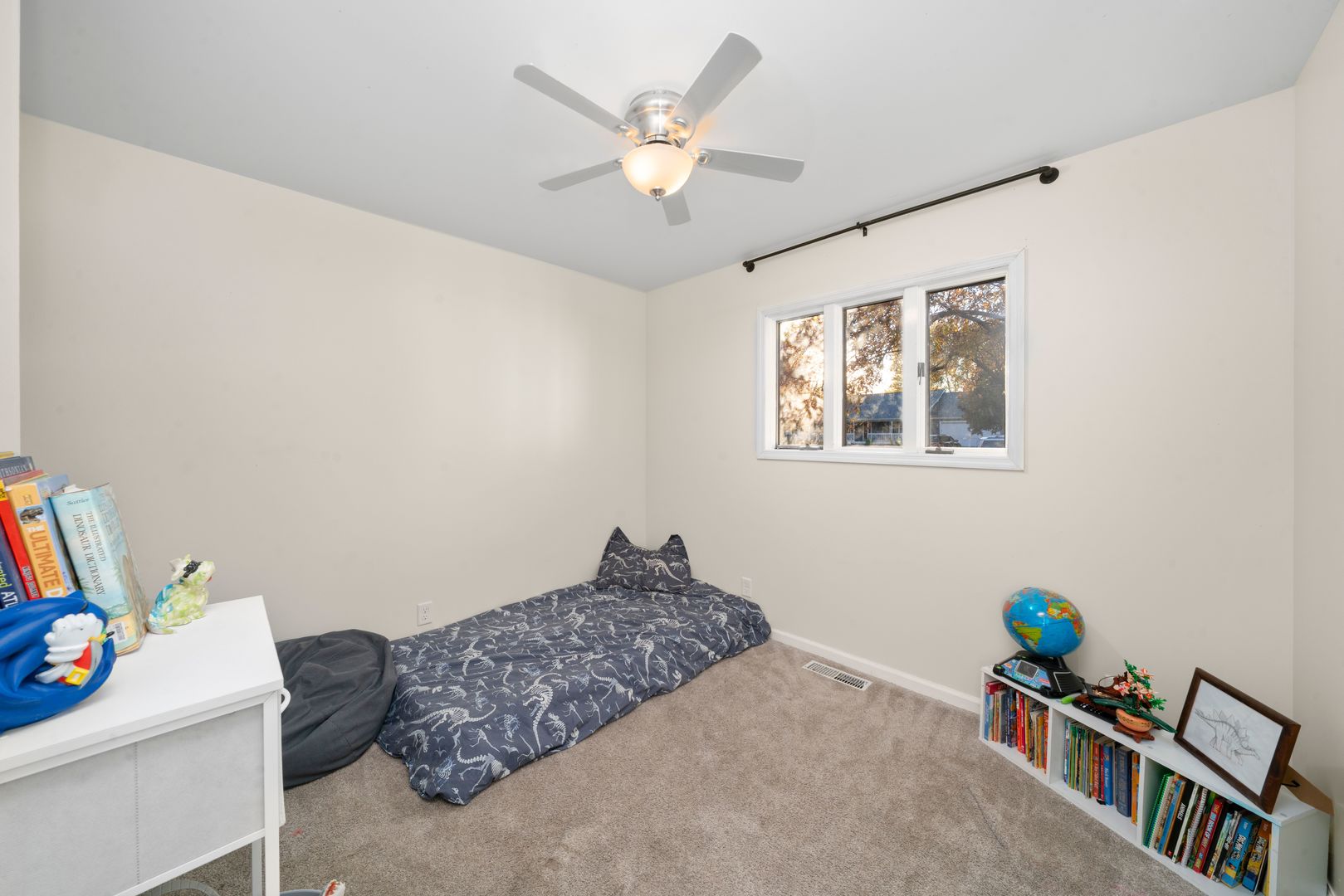 54 Clarece Trail, Somonauk, IL 60552