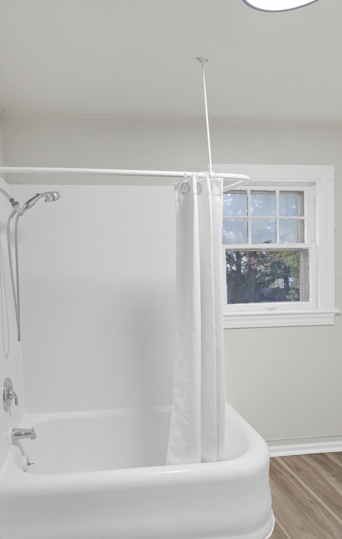 624 Lincoln Avenue, Elgin, IL 60120