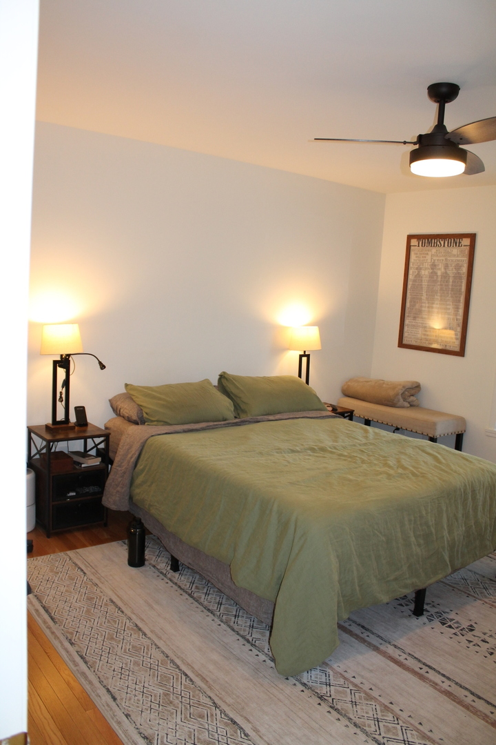 421 Klick Street, Hampshire, IL 60140