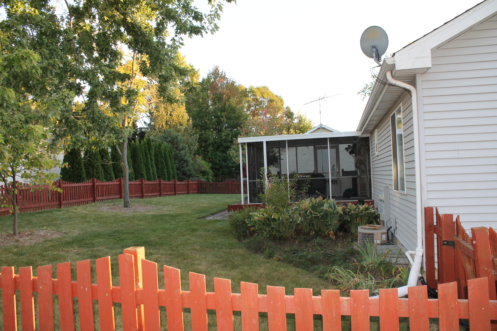 421 Klick Street, Hampshire, IL 60140