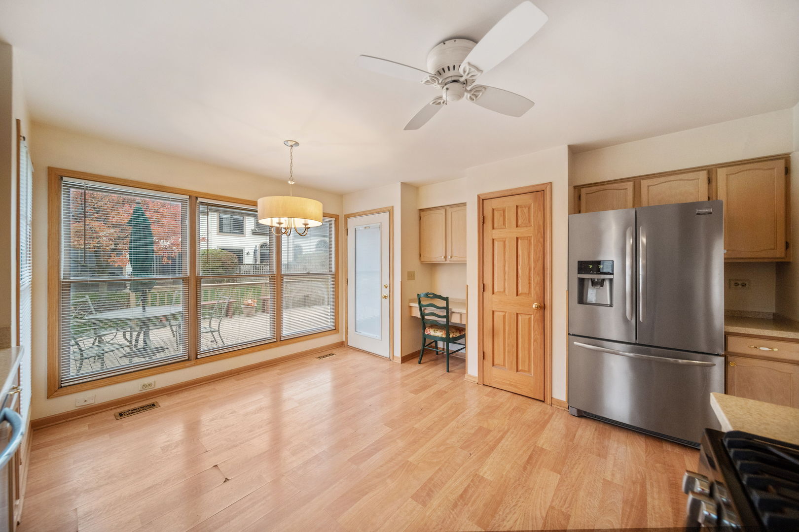 513 Rosebud Drive, Lombard, IL 60148