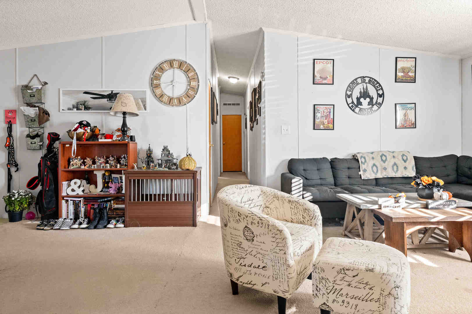 408 Ave G Avenue, Bloomington, IL 61704